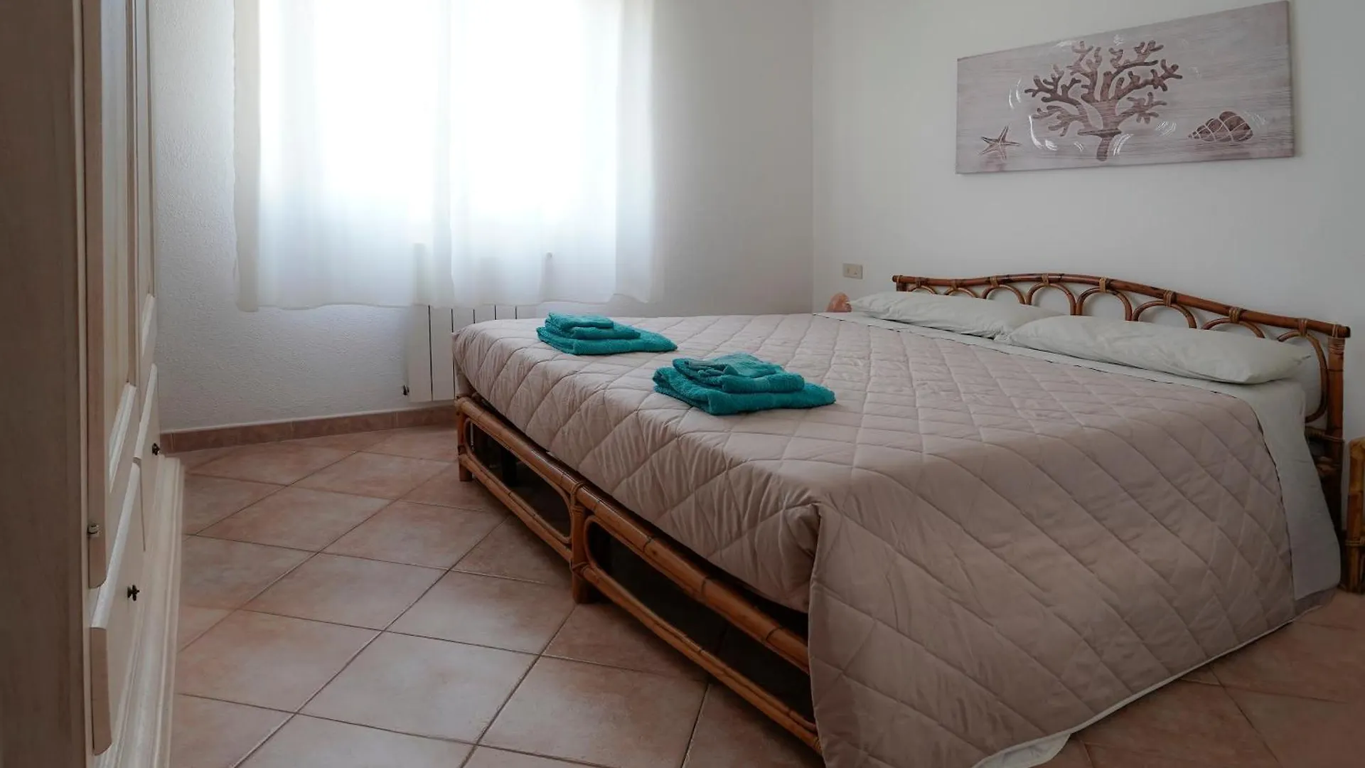 Sardegna - Villa Mirto & Flowers Olbia 0*,