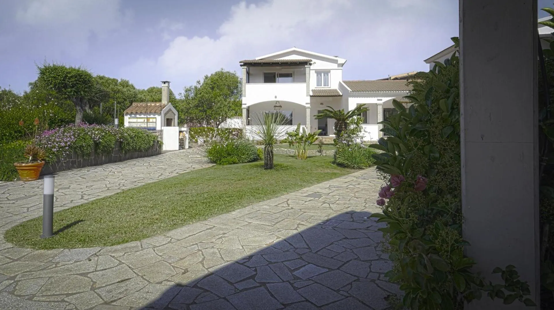 Sardegna - Villa Mirto & Flowers Olbia Italien